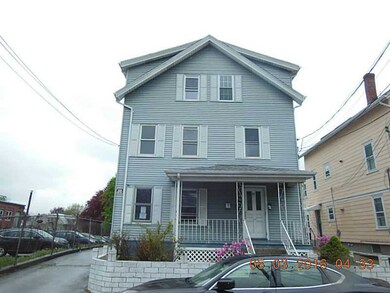 29 Washington St, Pawtucket, RI 02860 - photo 2