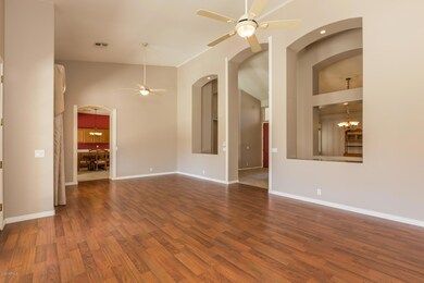 6) FORMAL LIVING_DINING