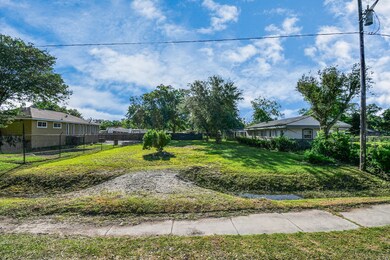 10230 Hirsch Rd, Houston, TX 77016 - photo 4