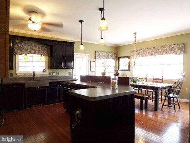 49 S Tamarac Dr, Shepherdstown, WV 25443 - photo 6