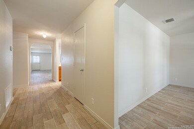 8451 Blackstone Cove, Converse, TX 78109 - photo 4