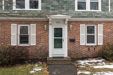 690 Kearsarge Way, Portsmouth, NH 03801 - photo 2