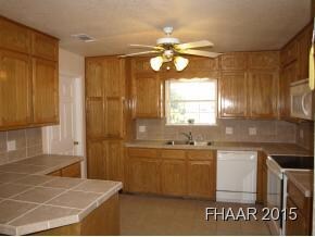 877 Spring Creek Ln, Copperas Cove, TX 76522 - photo 4