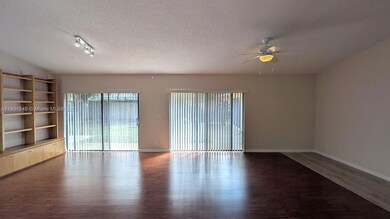 10140 Torchwood Ave, Plantation, FL 33324 - photo 3