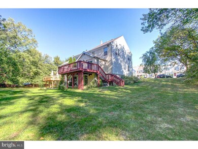 2492 Hillendale Dr, Norristown, PA 19403 - photo 2