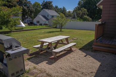 45 Edgewood Ave, Nashua, NH 03064 - photo 5