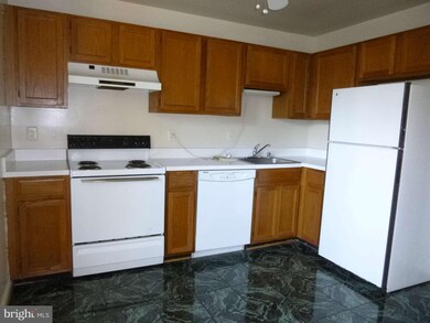 16342 Taconic Cir unit 93F, Dumfries, VA 22025 - photo 3