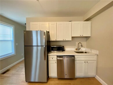16 Brinley St unit 2, Newport, RI 02840 - photo 6