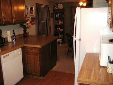 Kitchen Appliances included