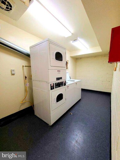 7815 Enola St unit 3, McLean, VA 22102 - photo 6