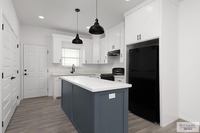 405 Lion's Villa Ave unit 14, La Feria, TX 78559 - photo 2