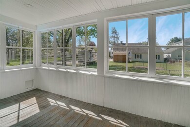 216 Fremont St, Manchester, NH 03103 - photo 5