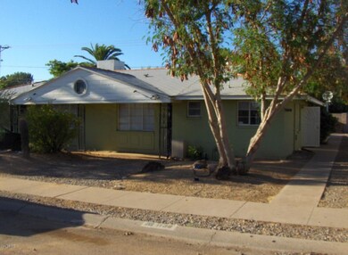 1140 W Monterosa Ave 002