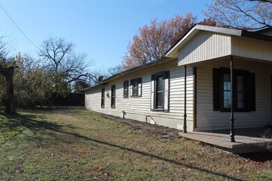 803 Ripley St, Ennis, TX 75119 - photo 2