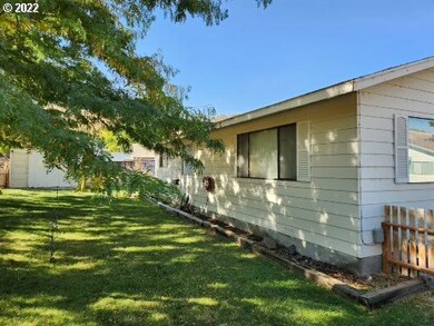 620 S Alfalfa St, Heppner, OR 97836 - photo 6