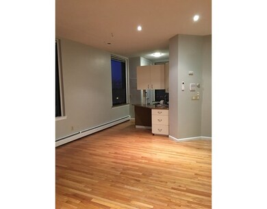 60 Charlesgate W unit 5B, Boston, MA 02215 - photo 3