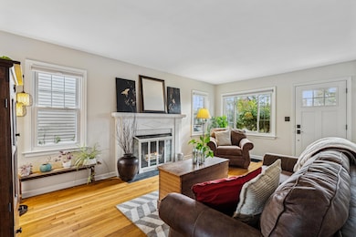 518 E Royal Forest Blvd, Columbus, OH 43214 - photo 7