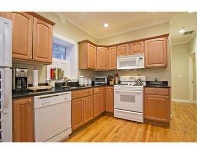 37 Fleet St unit 1, Boston, MA 02109 - photo 6