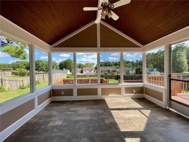 800 Meadowsong Cir, Lawrenceville, GA 30043 - photo 5