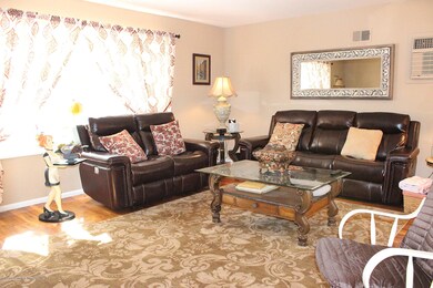 61 Hooper Ave, Staten Island, NY 10306 - photo 3