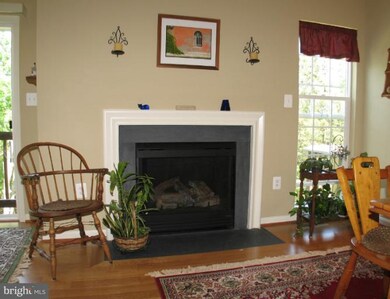 151 Oxbow Dr, Strasburg, VA 22657 - photo 2