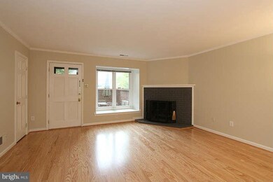 1114 N Taylor St unit 1, Arlington, VA 22201 - photo 4