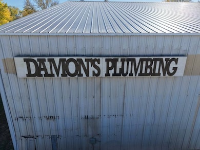 625 N Madison St, Pittsfield, IL 62363 - photo 6