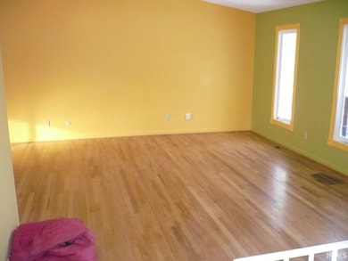 Better picture of living room. This photo shows the natural brightness in this room.