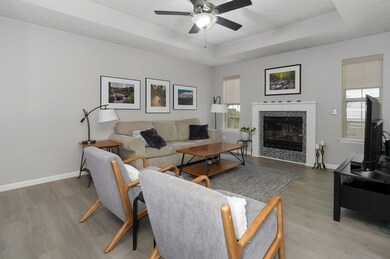 958 S Peach Tree Ave-2