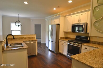 Spacious cooking island