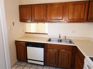 20 Gilbert Square, Milton, VT 05468 - photo 4