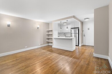 330 E 39th St unit 3R, New York, NY 10016 - photo 2