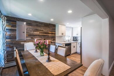 118 Pearl St, South Dartmouth, MA 02748 - photo 7