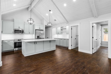 1319 Ridgeview, Granbury, TX 76048 - photo 6