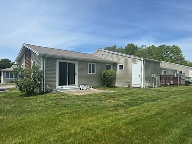 16 Castle Rock Dr unit D, Charlestown, RI 02813 - photo 7