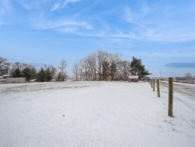 4600 Urbana Rd, Center Point, IA 52213 - photo 5