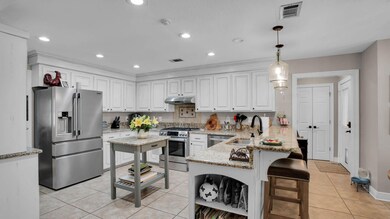 35-web-or-mls-2 Interior (5 of 29) Kitch