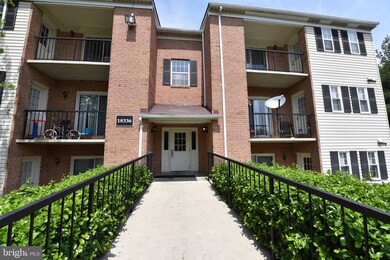 18336 Streamside Dr unit 101, Gaithersburg, MD 20879 - photo 3