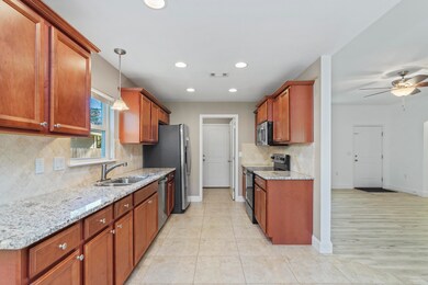 407 East Field Ave-04