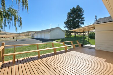 deck view to back yard