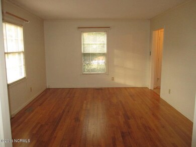 202 Columbia Dr, Jacksonville, NC 28546 - photo 4