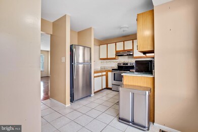 4263 Cloudberry Ct, Burtonsville, MD 20866 - photo 7