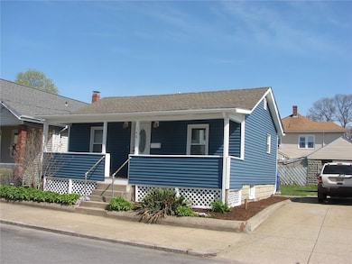 146 Oakland Ave, Pawtucket, RI 02861 - photo 2