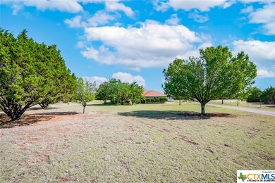 624 Lonesome Oak Dr, Copperas Cove, TX 76522 - photo 2