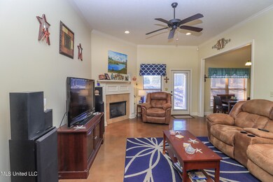 203 Glensview Cv 11