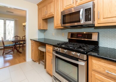 501 Lexington St unit 3, Waltham, MA 02452 - photo 4