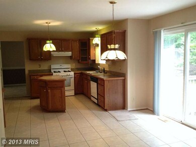 6406 Forest Grove Dr, Fredericksburg, VA 22407 - photo 3