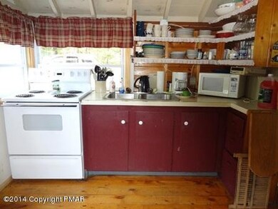 495 Lower Middle Creek Rd, Kunkletown, PA 18058 - photo 3