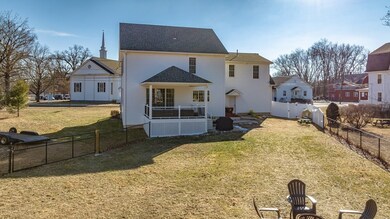 10 Elm St, Agawam, MA 01001 - photo 4