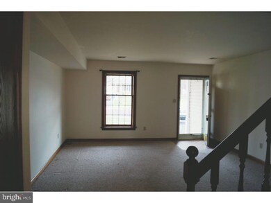 904 Pine Ct, Perkasie, PA 18944 - photo 4